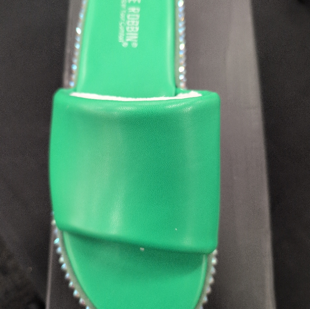 Slides - Picture 4 of 4